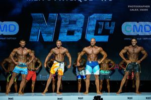 MAN'S PHYSIQUE +179